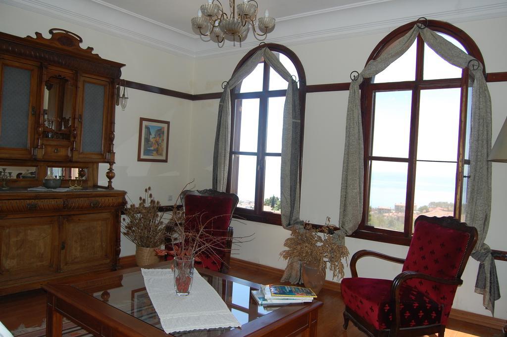 Altin Cesmeli Konak Altınoluk Exterior foto
