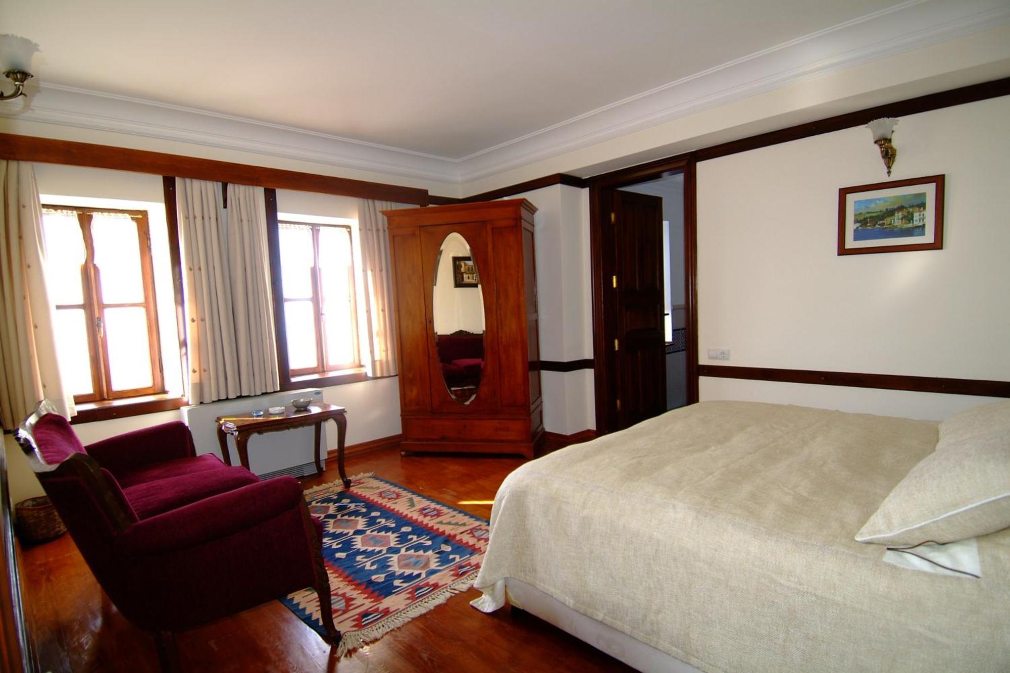 Altin Cesmeli Konak Altınoluk Exterior foto
