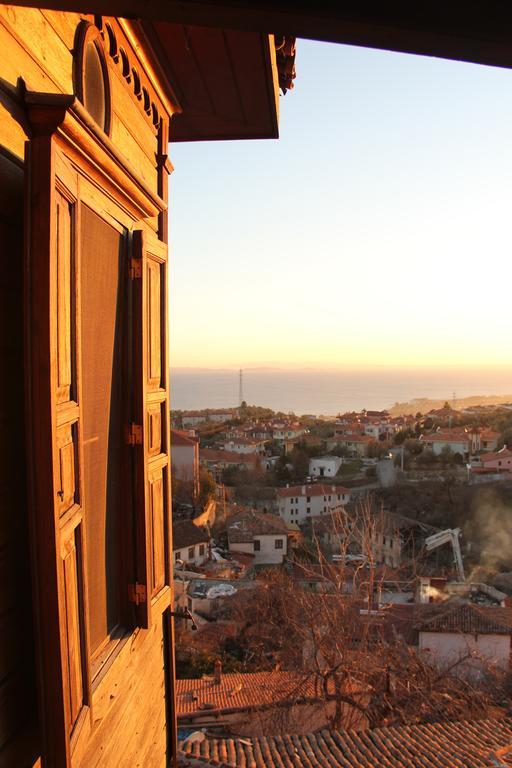 Altin Cesmeli Konak Altınoluk Exterior foto