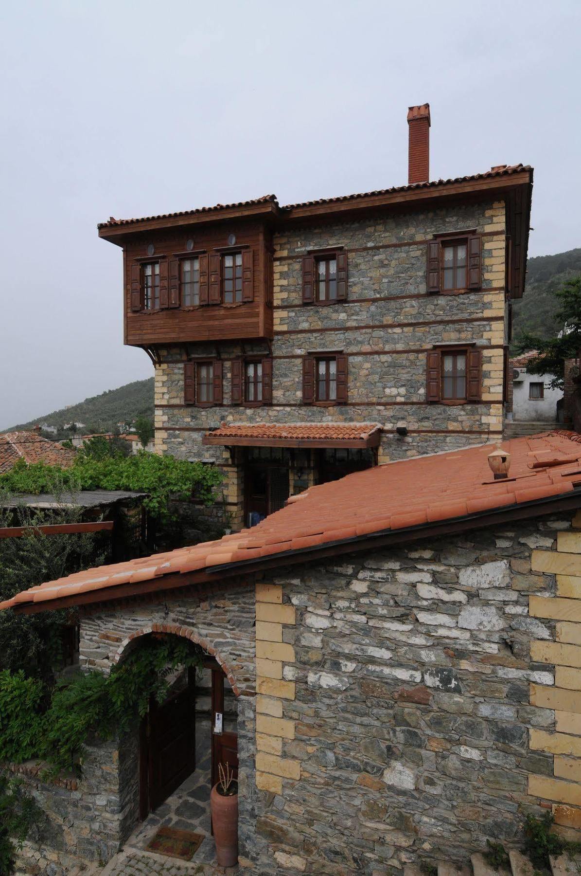 Altin Cesmeli Konak Hotel Altınoluk Exterior foto