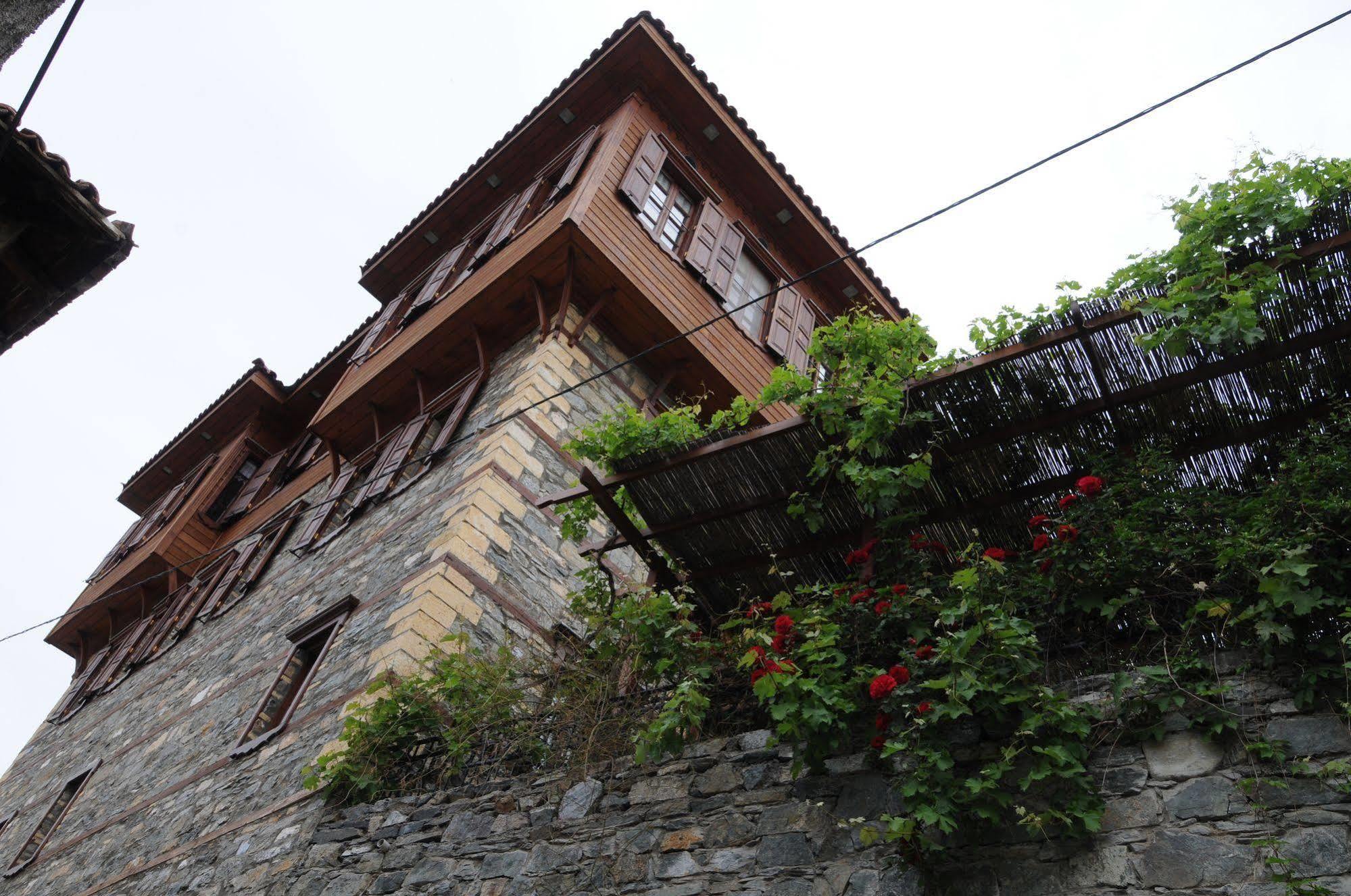 Altin Cesmeli Konak Hotel Altınoluk Exterior foto