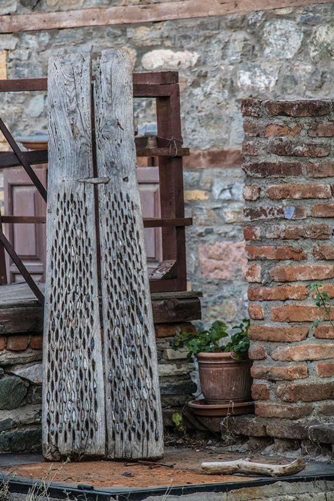 Altin Cesmeli Konak Altınoluk Exterior foto