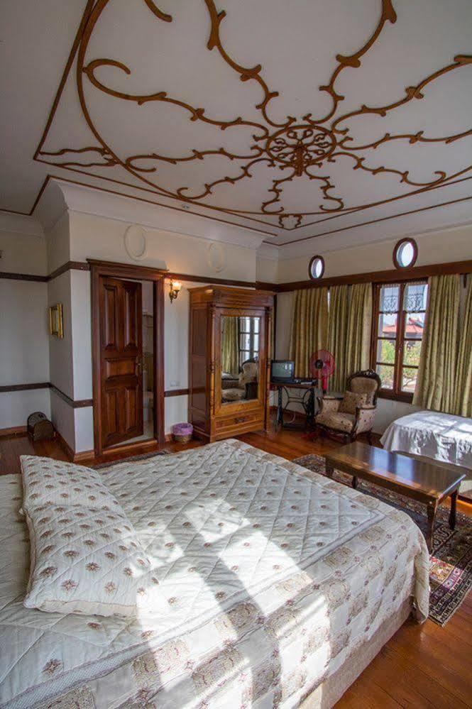 Altin Cesmeli Konak Altınoluk Exterior foto