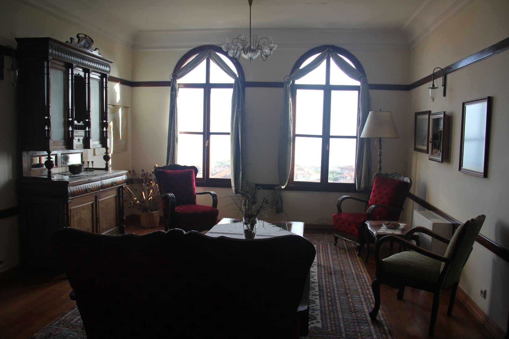Altin Cesmeli Konak Altınoluk Exterior foto